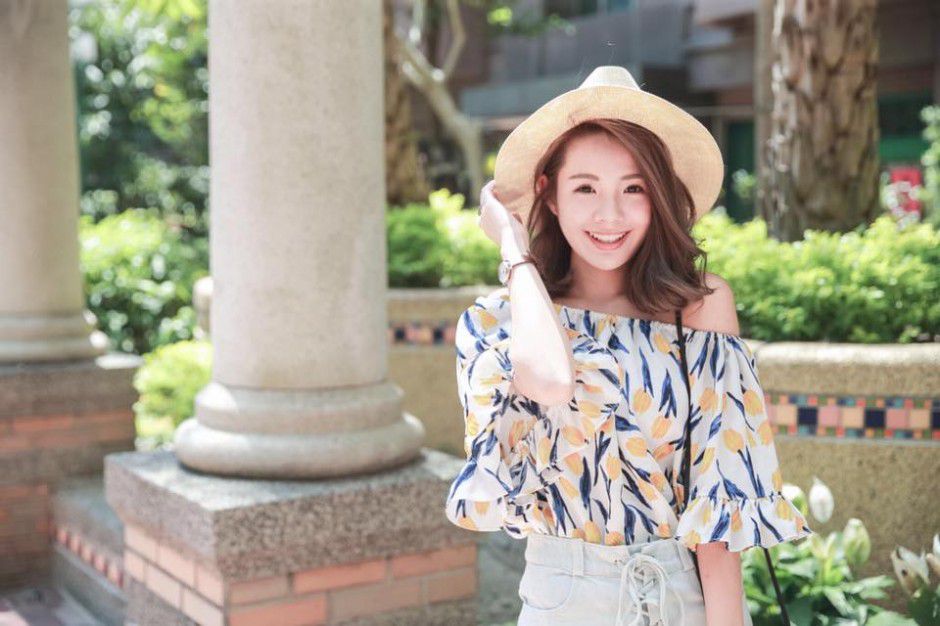 外拍美女模特鲔鱼徐玮吟清纯私拍图片