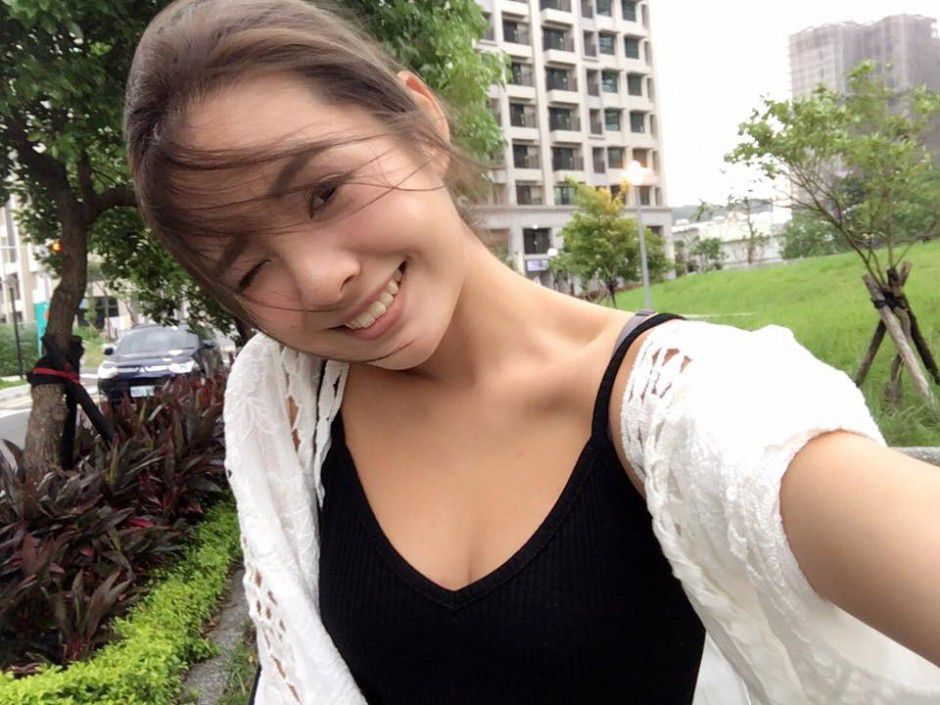 外拍美女模特鲔鱼徐玮吟清纯私拍图片