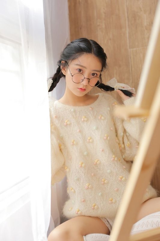 文艺小清新美女白丝美腿丝袜诱人写真