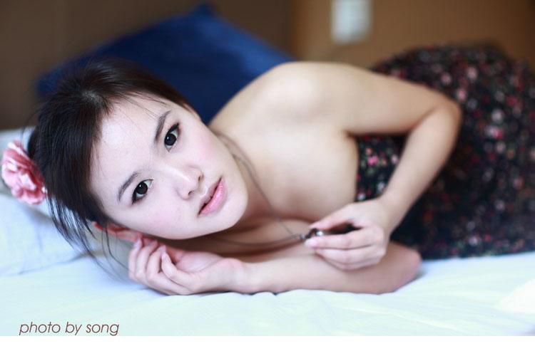 尚气质美女私房写真