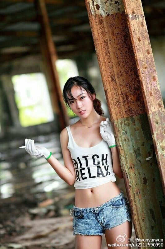 漂亮的美女小yunyunyun微摄影写真图片