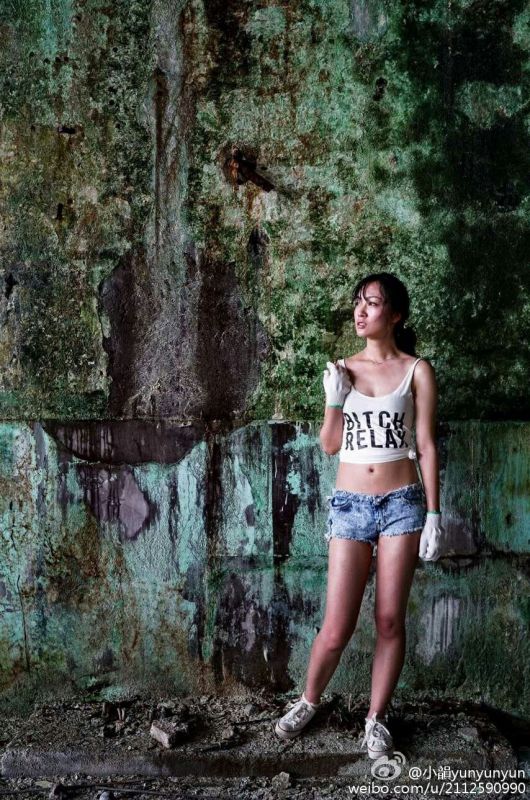 漂亮的美女小yunyunyun微摄影写真图片