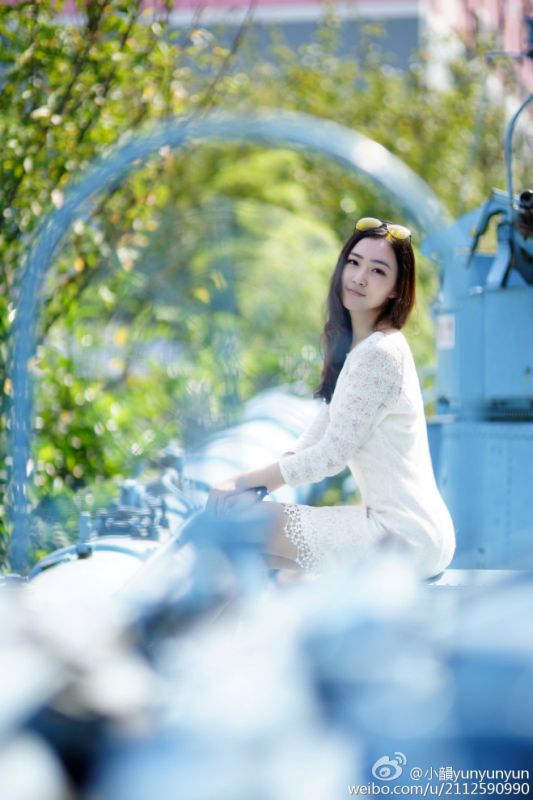 漂亮的美女小yunyunyun微摄影写真图片
