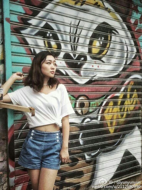 漂亮的美女小yunyunyun微摄影写真图片