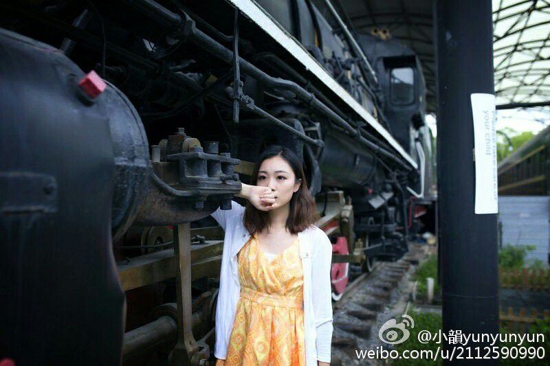 漂亮的美女小yunyunyun微摄影写真图片