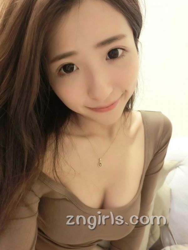 台湾比基尼美女CynthiaWang自拍写真图片