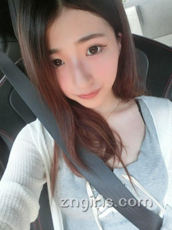 台湾比基尼美女CynthiaWang自拍写真图片