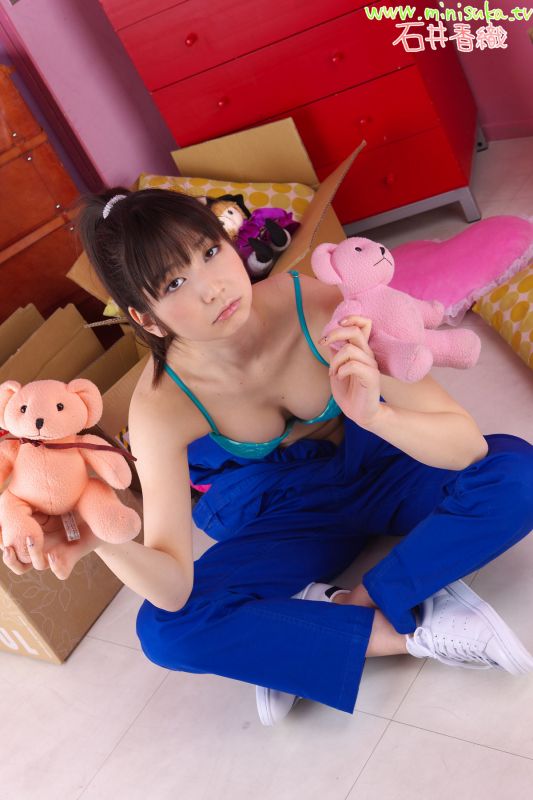 石井香織-居家运动服