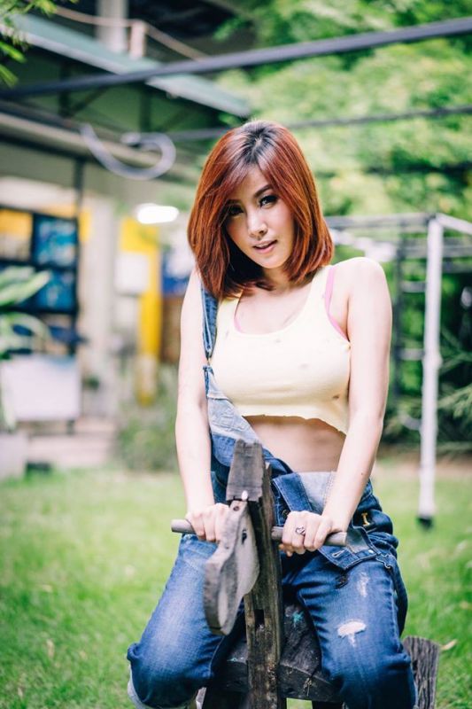 帅气短发美女SathankornNoomay私拍写真图片