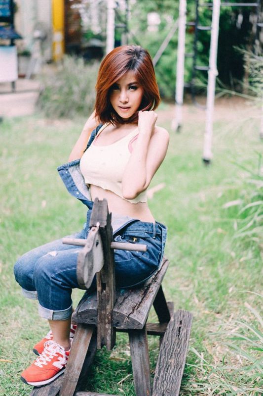 帅气短发美女SathankornNoomay私拍写真图片