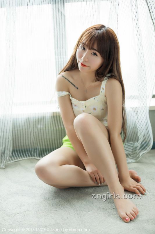 TASTE中国模特美女鱼子酱宝saki私房照写真